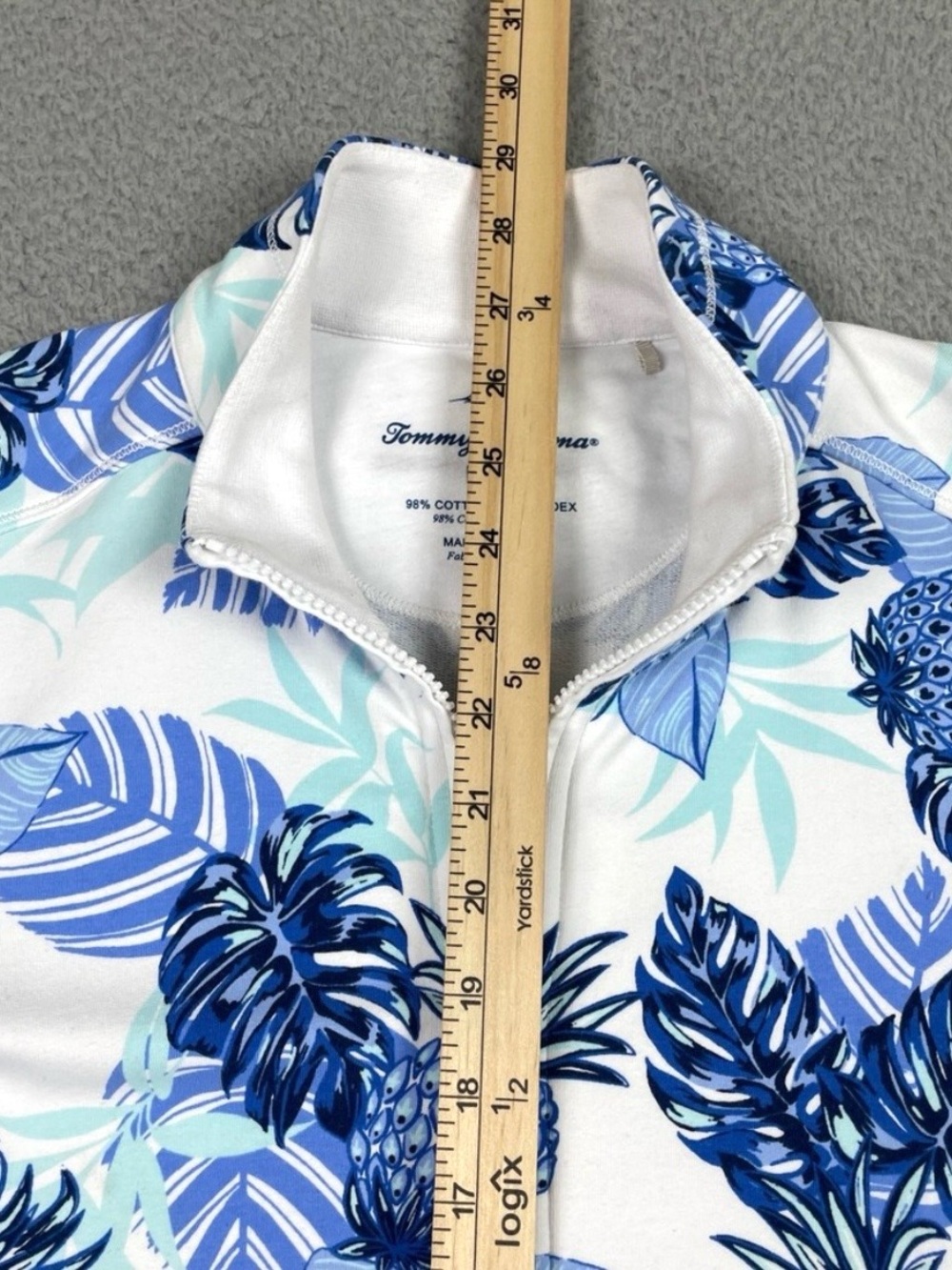 Tommy Bahama quarter zip top - Picture 5 of 8